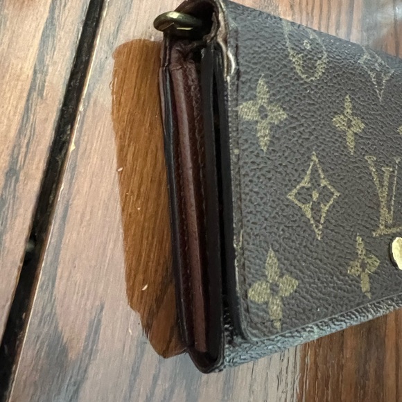 LV monogram wallet 5 1/2 x 3 1/2- CA0322 - Picture 4 of 17